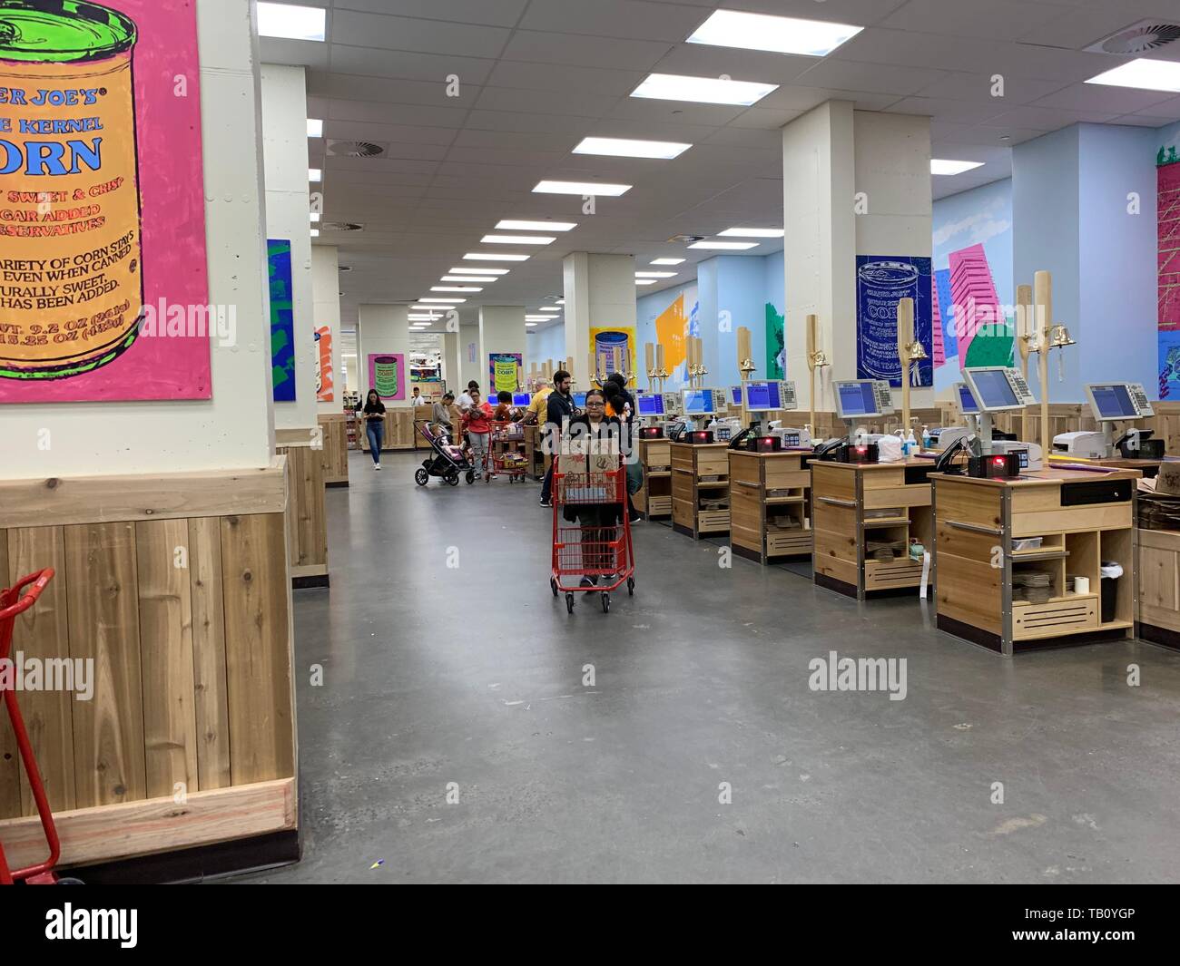 Trader Joe's Store in New York. Trader Joe's ist eine Kette von Lebensmittelläden in Monrovia, Kalifornien Stockfoto