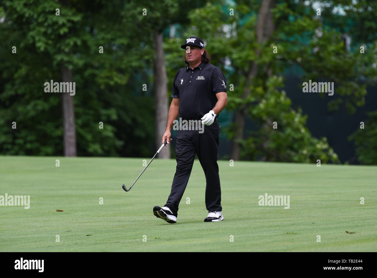 Mai 30, 2019: Pat Perez zu seinem Ball in der ersten Runde spielen am Memorial Day 2019 Turnier durch Allgemein bei Muirfield Village Golf Club in Dublin, OH vorgestellt. Austyn McFadden/CSM Stockfoto