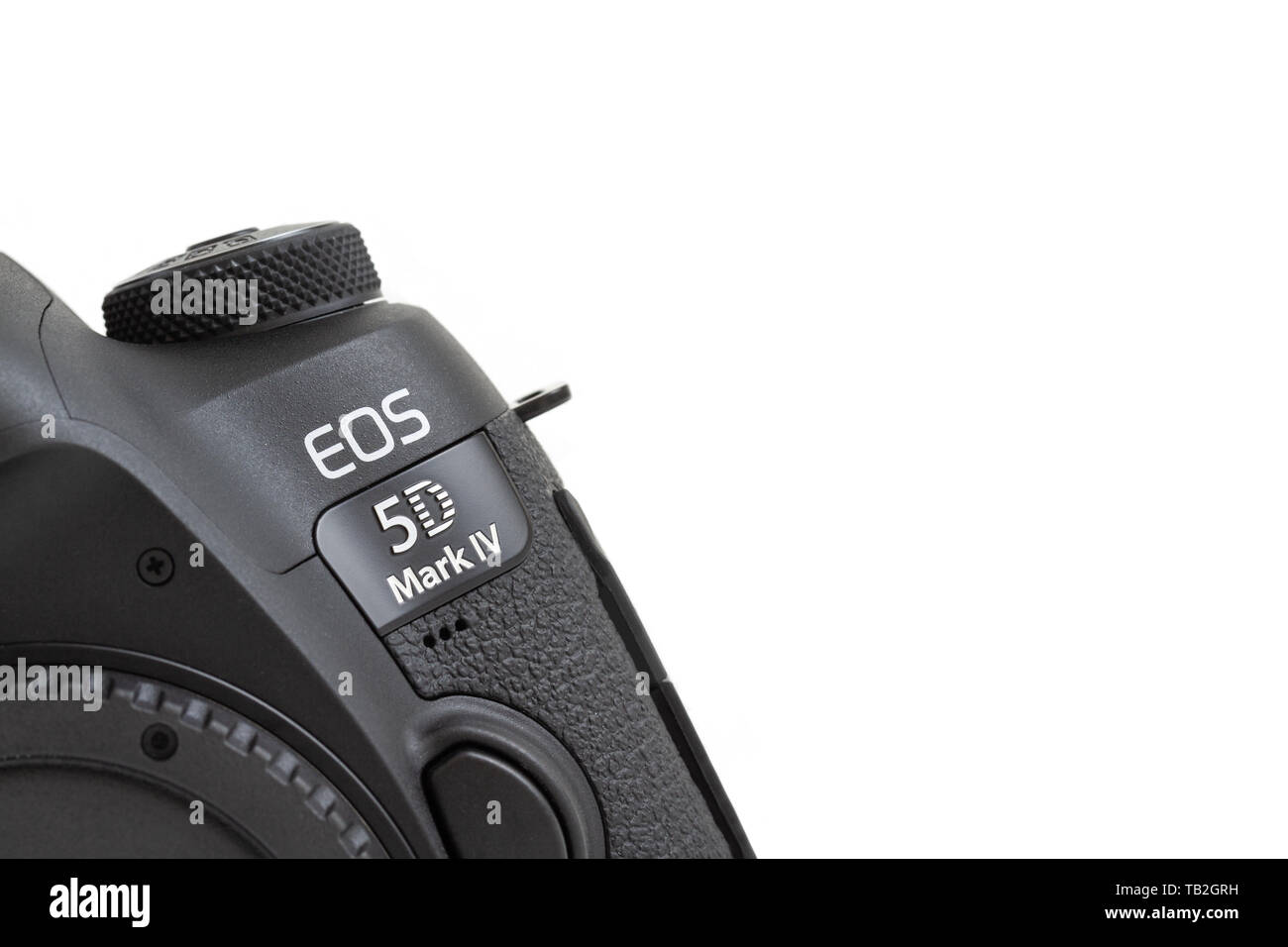 Canon 5D Mark IV DSLR-Kamera fotografiert auf einem weißen Hintergrund. Stockfoto