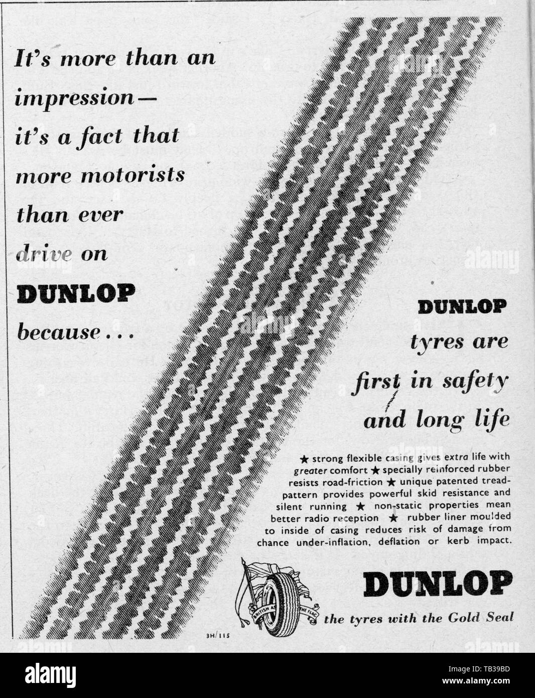Dunlop Reifen Anzeige 4 April 1953 Foto von Tony Henshaw Stockfoto