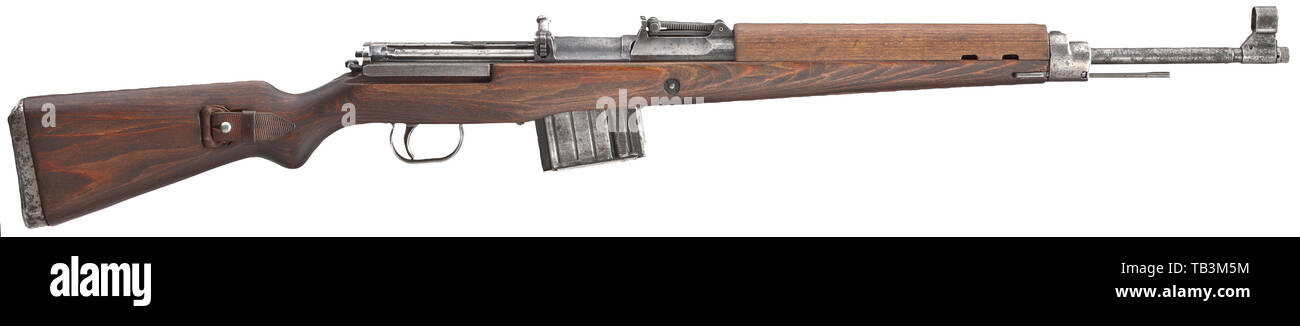 Ein G43 Ladewagen, Gewehr, Code "bcd", undatiert. Cal. 8 x 57, No. 7584 b. Übereinstimmende Nummern. Matt Bohrung. 1944 von Gustloff-Werk II, Buchenwald produziert. Umfang der Bahn. Verschiedene WaA Akzeptanzzeichen. Original sehr Beschmutzt, feine Löcher an der Vorderseite des Zylinders. Dunkle, laminiert lieferbar ohne externe S/N, war nicht für die Kontrollen berücksichtigt. Komplett mit original Trageriemen Reinigungsstab. Seltene Hersteller, niedrige Zahlen, unberührt und begehrtes Sammlerstück. Länge 112 cm. Erwerbsscheinpflichtig. ordnance Waffe, Waffe, Waffen, Waffen, Waffen, Ar, Additional-Rights - Clearance-Info - Not-Available Stockfoto