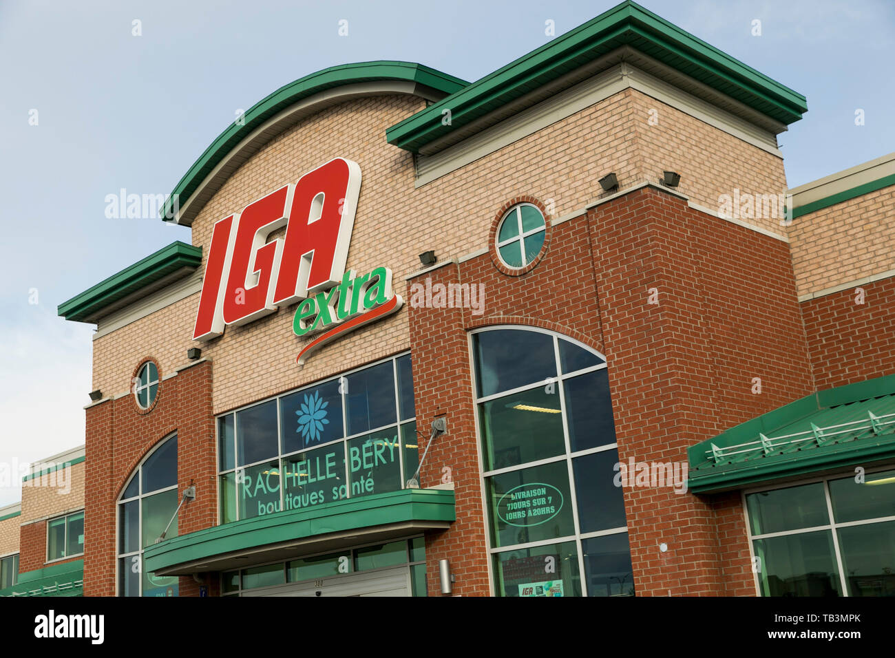 Iga Quebec Logo Fotos Und Bildmaterial In Hoher Aufl sung Alamy Iga quebec logo fotos und bildmaterial in hoher aufl sung alamy
