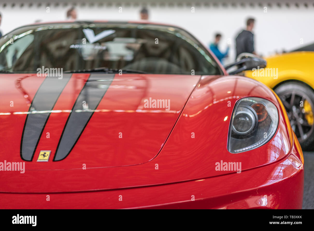 Prag, Tschechische Republik - 16/5/2019 roten Ferrari auf der Auto Show Stockfoto