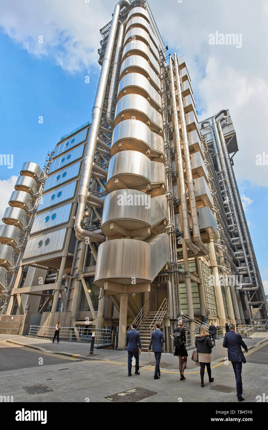 LONDON DIE STADT LIME STREET DER LLOYDS EDELSTAHL GEBÄUDE Stockfoto