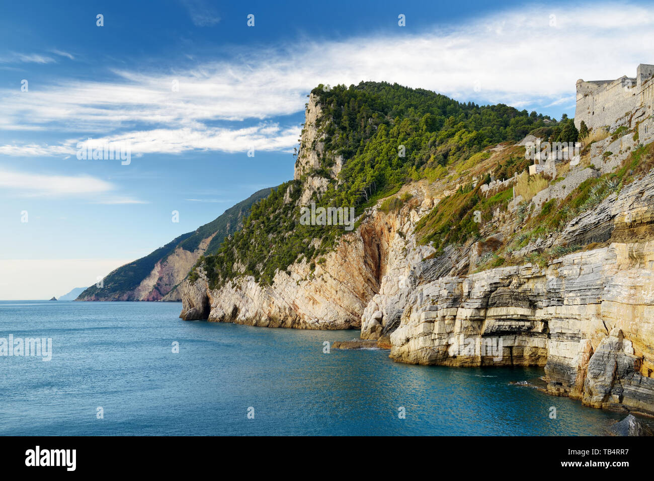 Schöne Aussicht auf den malerischen zerklüftete Küste in Porto Venere Dorf an der ligurischen Küste im Nordwesten Italien Stockfoto