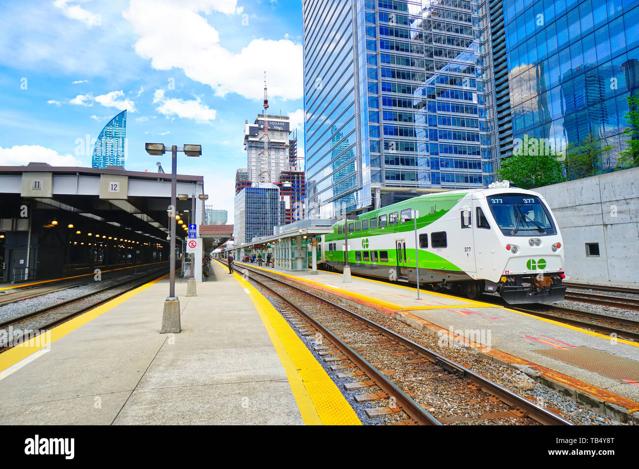 Toronto, Ontario, Kanada-27 Mai 2019: Toronto Union Station Terminal, Service gehen Züge, VIA Rail Canada, bis der Airport Express und der Güterzüge Stockfoto