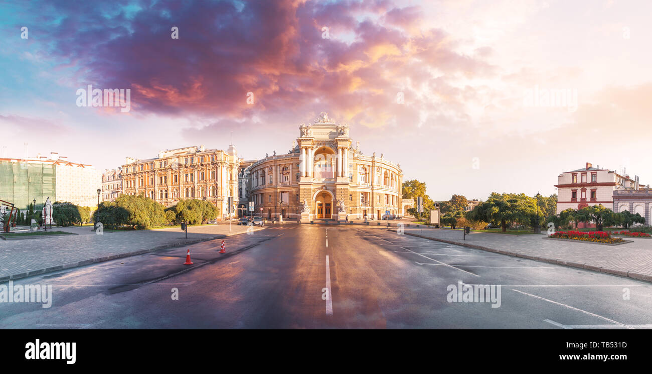 Staatliche akademische oper odessa Fotos und Bildmaterial in hoher