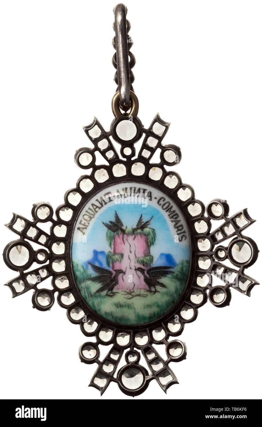 Um der Heiligen Katharina die Große Märtyrer (Orden swjatoj wjelikomutschennitzy Jekateriny) - eine Bestellung Dekoration der 1. Klasse im Stil des späten 18. Jahrhunderts, die Abzeichen in Silber und Gold mit 80 Strasssteinen gesetzt à jour gestaltete, die Vorderseite und die Rückseite Medaillon in extrem feine abgedeckt, feuerte Emailmalerei und in Gold. Wie ist charakteristisch für Dekorationen mit Brillanten, die Schleife für die Suspension Ring auch aus Gold. Die suspension Ring gerieben aufgrund der Verwendung. Breite 52 mm. Gewicht 26,1 g. Obwohl hinsichtlich Datum, wir un sind, Additional-Rights - Clearance-Info - Not-Available Stockfoto