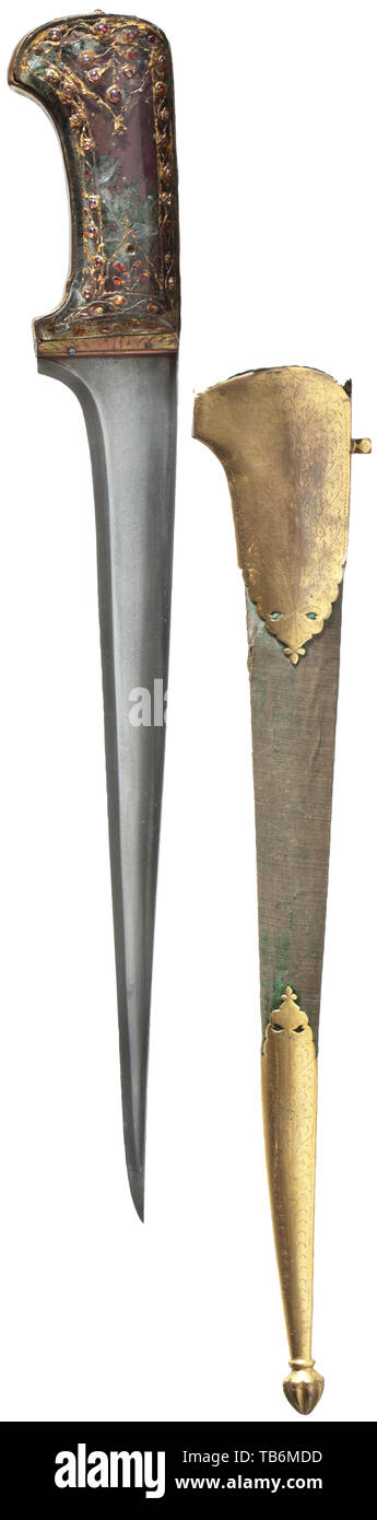 Eine Indische karud mit Stein - verzierte griff Skalen, 19. Jahrhundert, leicht gebogene Klinge aus feinem wootz Damaskus mit wieder verstärkt und Edge. Kupfer grip Frame mit floralen Ornamenten geprägt und mit Resten der Vergoldung beschichtet. Genieteten Glas griff Skalen reich verziert mit polierten Steinen inmitten Ranke Dekoration (Fehler). Samtbezogenen hölzernen Scheide mit vergoldetem Kupfer Beschläge mit floralen Ornamenten gestanzt. Länge 46 cm. historischen, historischen des 19. Jahrhunderts, Additional-Rights - Clearance-Info - Not-Available Stockfoto