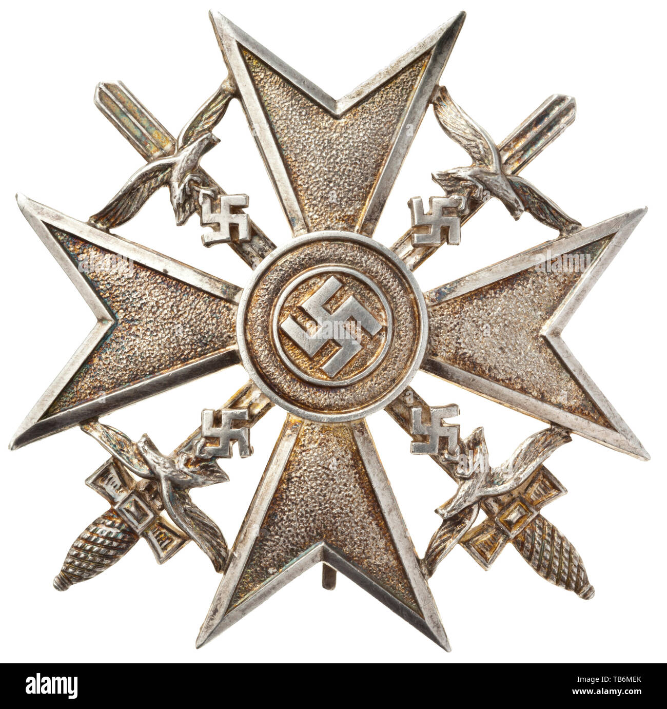 Eine spanische Kreuz in Silber mit Schwertern, konvexe Kreuz und Schwerter in Silber geschlagen, einzeln gelötet Luftwaffe Adler und überlagerte Medaillon. Feine Produktion Qualität mit polierten Kanten und gebogene Anlage Pin auf ein massives Scharnier. Die von der Firma oder Meybauer Juncker in der ersten Serie von 1939 mit umgekehrter '900' Silber Punch. Breite 56,7 mm. Gewicht 37,1 g. Jahrhunderts, 1930 s, 1940 s, Awards, Awards, Deutsches Reich, Drittes Reich, Nationalsozialismus, Nationalsozialismus, Objekt, Objekte, Fotos, Medaillen, Orden, Ehrenzeichen, Medaillen, Orden, Clipping, Ausschneiden, Ausschneiden, Ausschnitten, Ehre, Editorial-Use - Nur Stockfoto