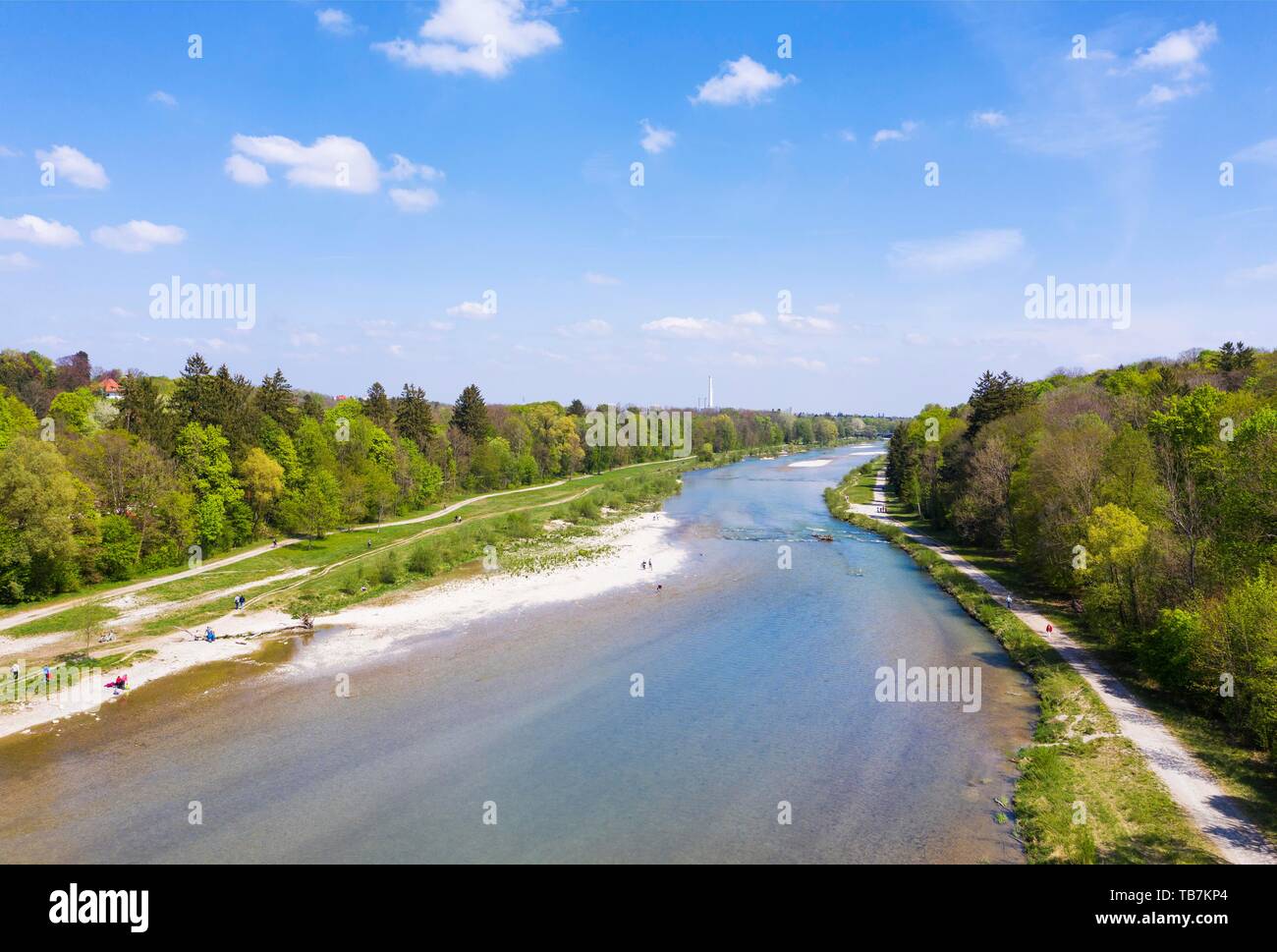 Fluss renaturiert, Isar zwischen den Bezirken Thalkirchen und Fürstenried, München, Drone, Oberbayern, Bayern, Deutschland Stockfoto