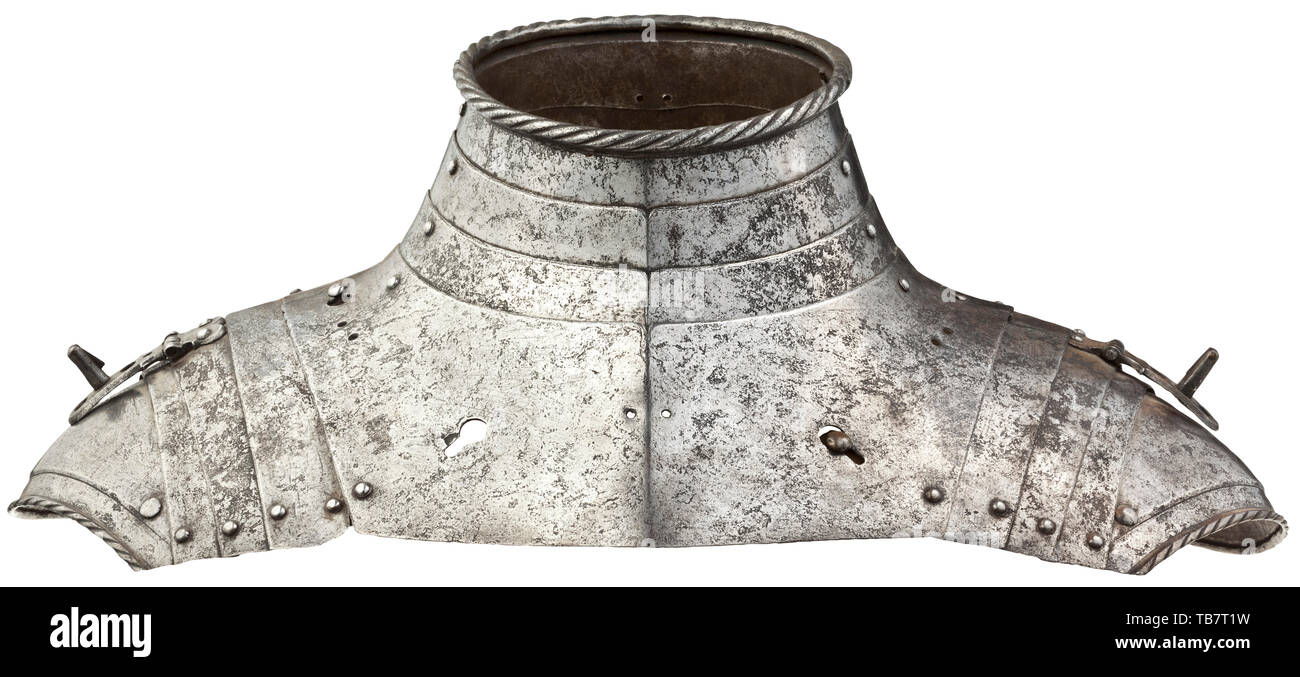 Ein Deutscher nachstellvorrichtungin in der Mitte des 16. Jahrhunderts, im Stil des 19. Jahrhunderts, während gebaut, von vier lames vorne und hinten, den oberen lames gedreht und Seilschaften, mit vier lames über den Schultern artikuliert, die äußere lames mit versenkten Grenzen und drehte sich angeseilt Kanten, und mit einem Paar aufklappbare Pins für die spaulders ausgestattet. Höhe 20,7 cm Provenienz: Viscounts Cowdray. defensive Waffen, Waffen, Waffen, Waffen, arm, die Bekämpfung von Geräte-, Objekt, Objekte, Stills, Clipping, Clippings, Ausschneiden, Ausschnitten, Utensilien, Ausrüstung, Geräte, hist, Additional-Rights - Clearance-Info - Not-Available Stockfoto