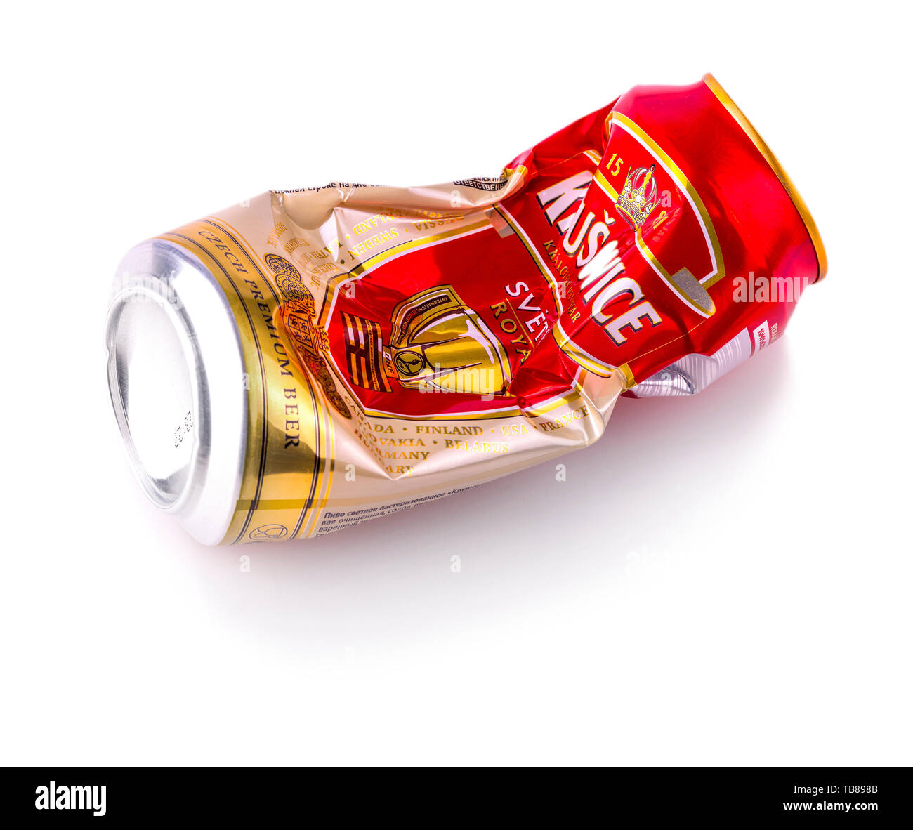 Chisinau, Moldawien Januar 28, 2017: Zerknittertes Bier Krusovice. Krusovice Imperial (12 Grad) ist an der Krusovice Brauerei 30 km westlich von gebraut Stockfoto