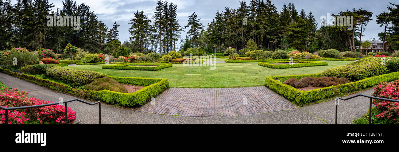 Panorama Bild des formalen Gärten in Shore Acres State Park, Coos Bay, Oregon Stockfoto