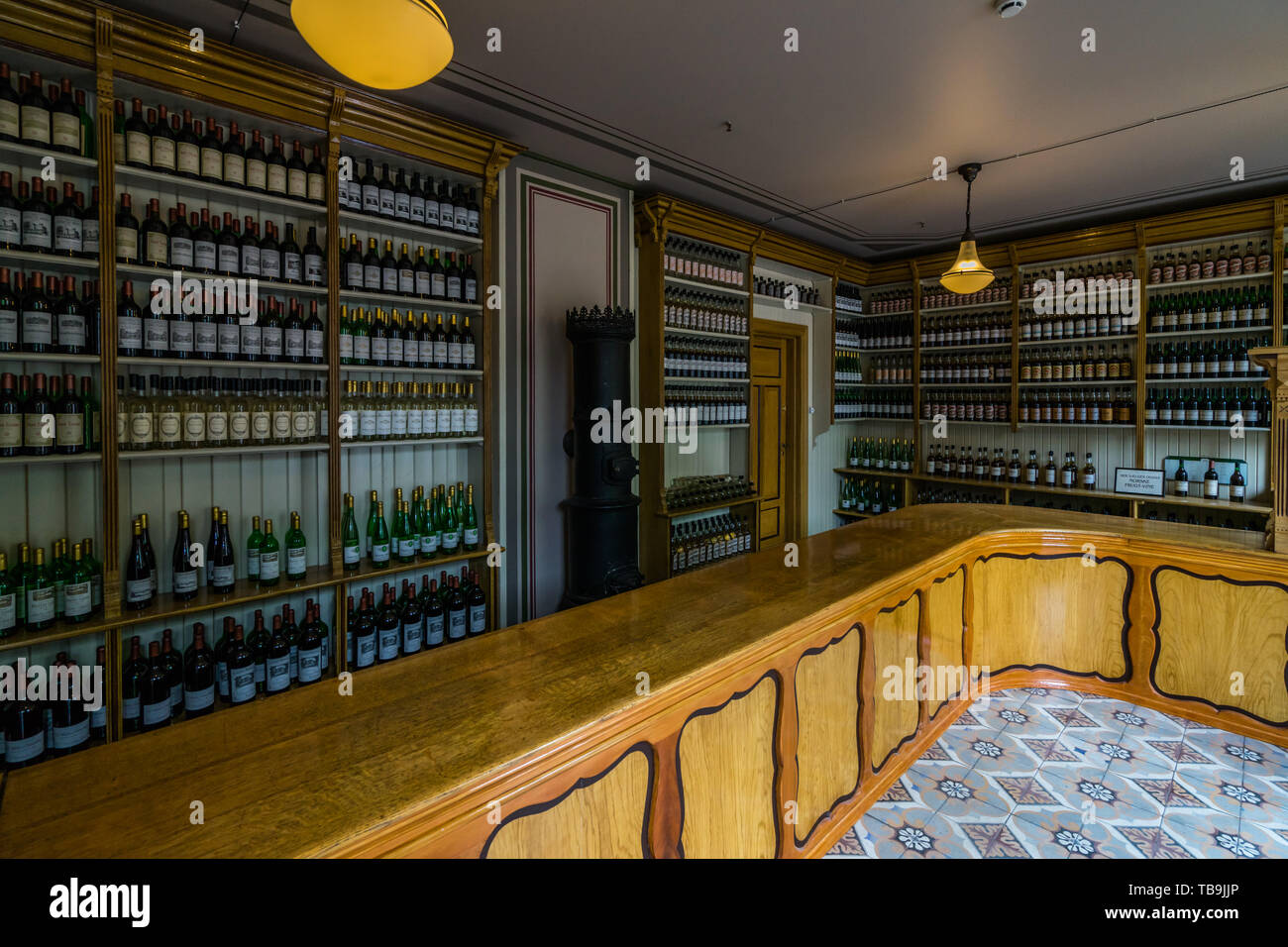 Liquor Store in Oslo im Norsk folkemuseum, ein Freilichtmuseum über die kulturelle Geschichte von Norwegen Stockfoto