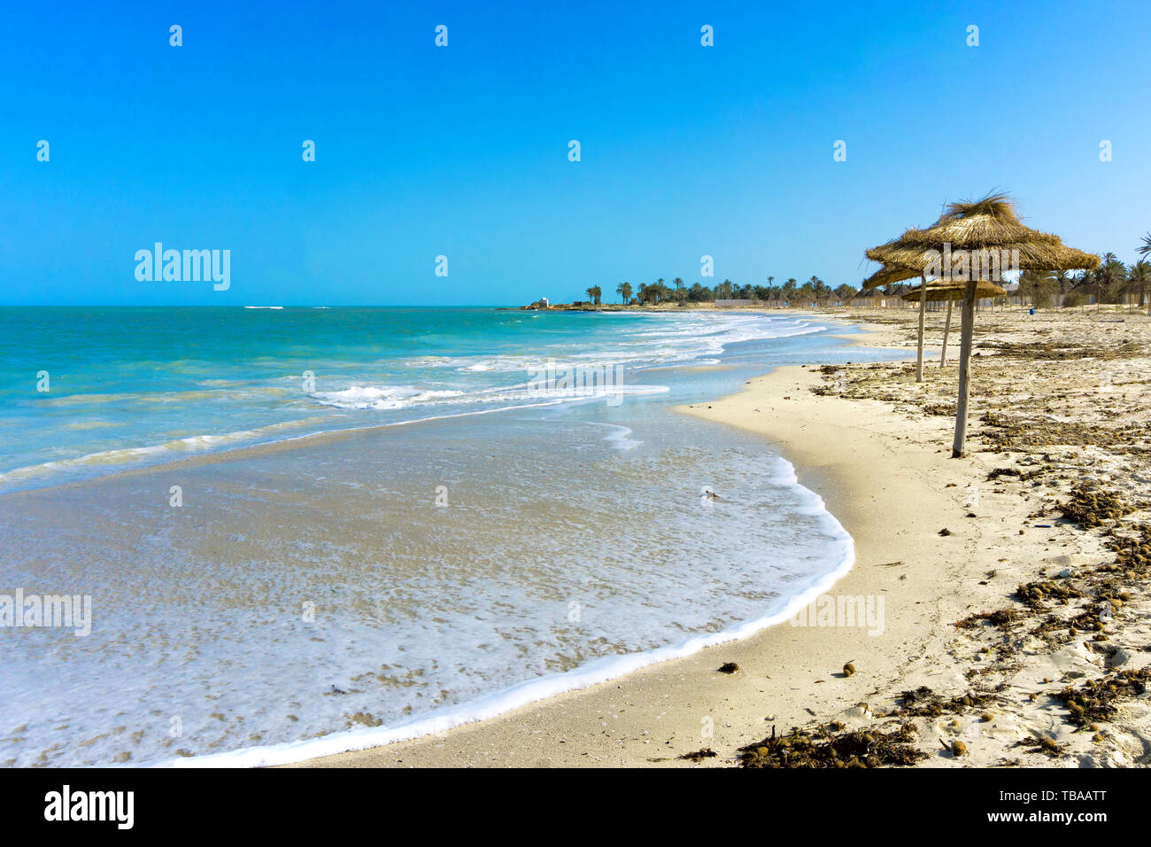 Blick auf die touristische Zone Strände an der Küste des Mittelmeers, Djerba, Tunesien Stockfoto