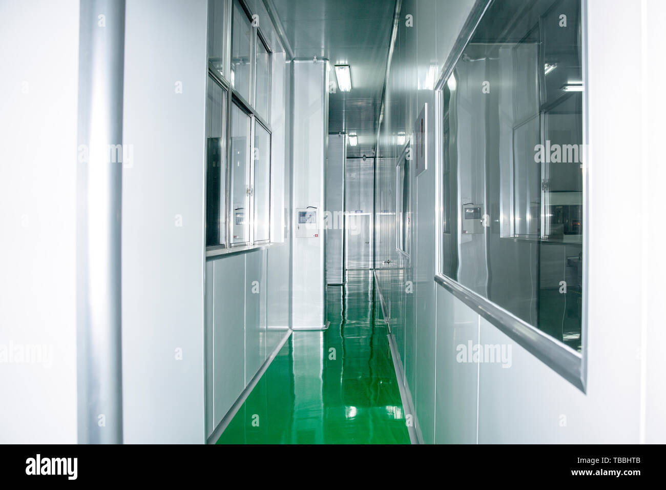 Saubere Fabrik Flure. Stockfoto