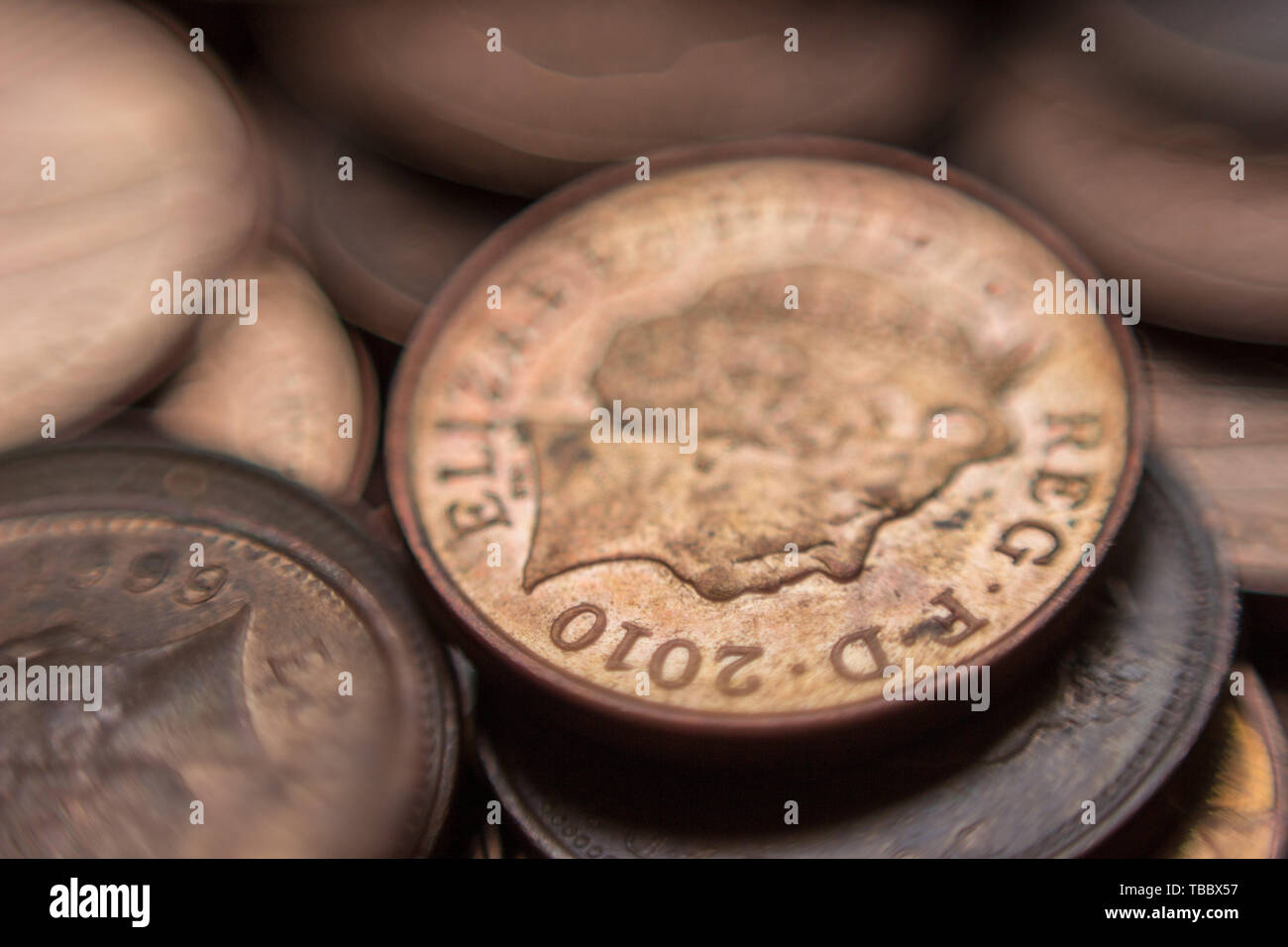Stapel der Britischen 1 Cent Münzen Stockfoto