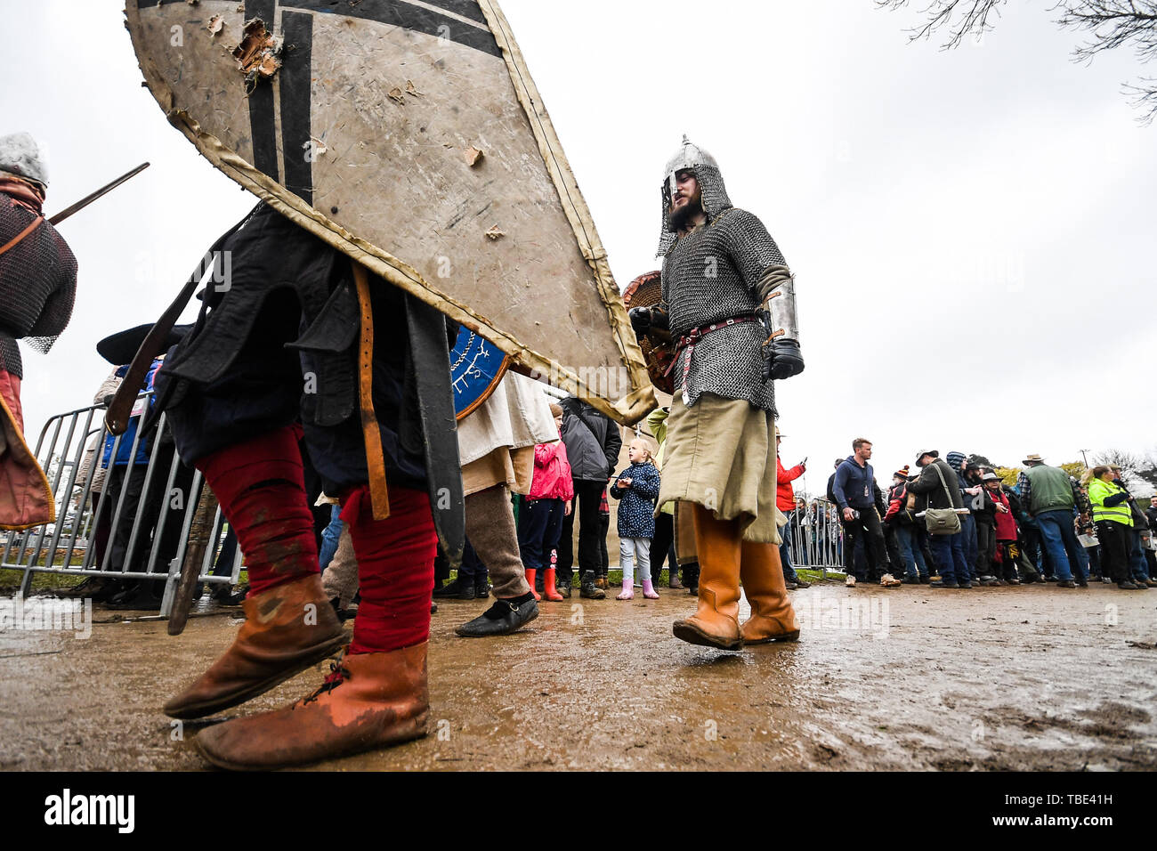 Baw Baw, Victoria, Australien. 01 Juni, 2019. ; Medieval Jousting Weltmeisterschaften; Konkurrenten gehen in den ritterlichen Kampf Arena in voller Rüstung Quelle: Aktion Plus Sport Bilder/Alamy leben Nachrichten Stockfoto