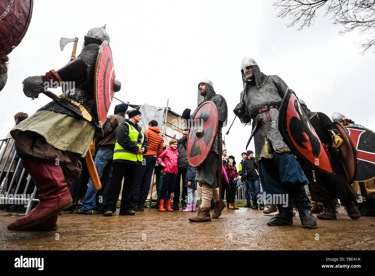 Baw Baw, Victoria, Australien. 01 Juni, 2019. ; Medieval Jousting Weltmeisterschaften; Konkurrenten gehen in den ritterlichen Kampf Arena in voller Rüstung Quelle: Aktion Plus Sport Bilder/Alamy leben Nachrichten Stockfoto