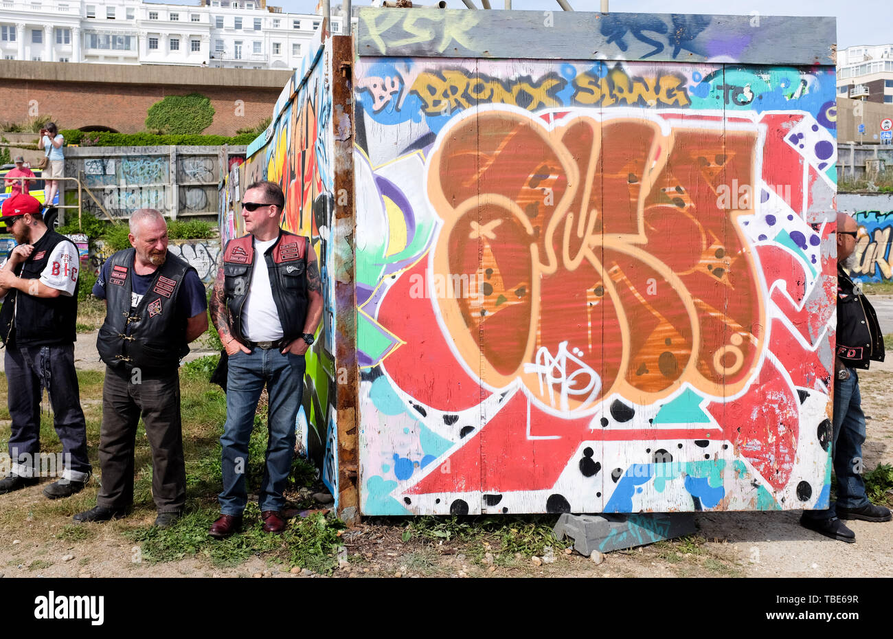 Brighton UK vom 1. Juni 2019 - Hunderte von Hells Angels auf Brighton Seafront sammeln Als Teil der Vereine 50-Jahr-Feier Wochenende. Über 3000 Biker aus der ganzen Welt versammelten sich in Surrey, bevor Sie heute nach Brighton. Foto: Simon Dack/Alamy leben Nachrichten Stockfoto