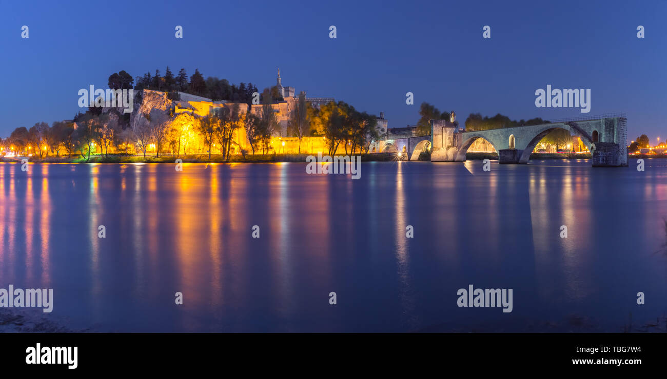 Berühmten Brücke von Avignon, Frankreich Stockfoto