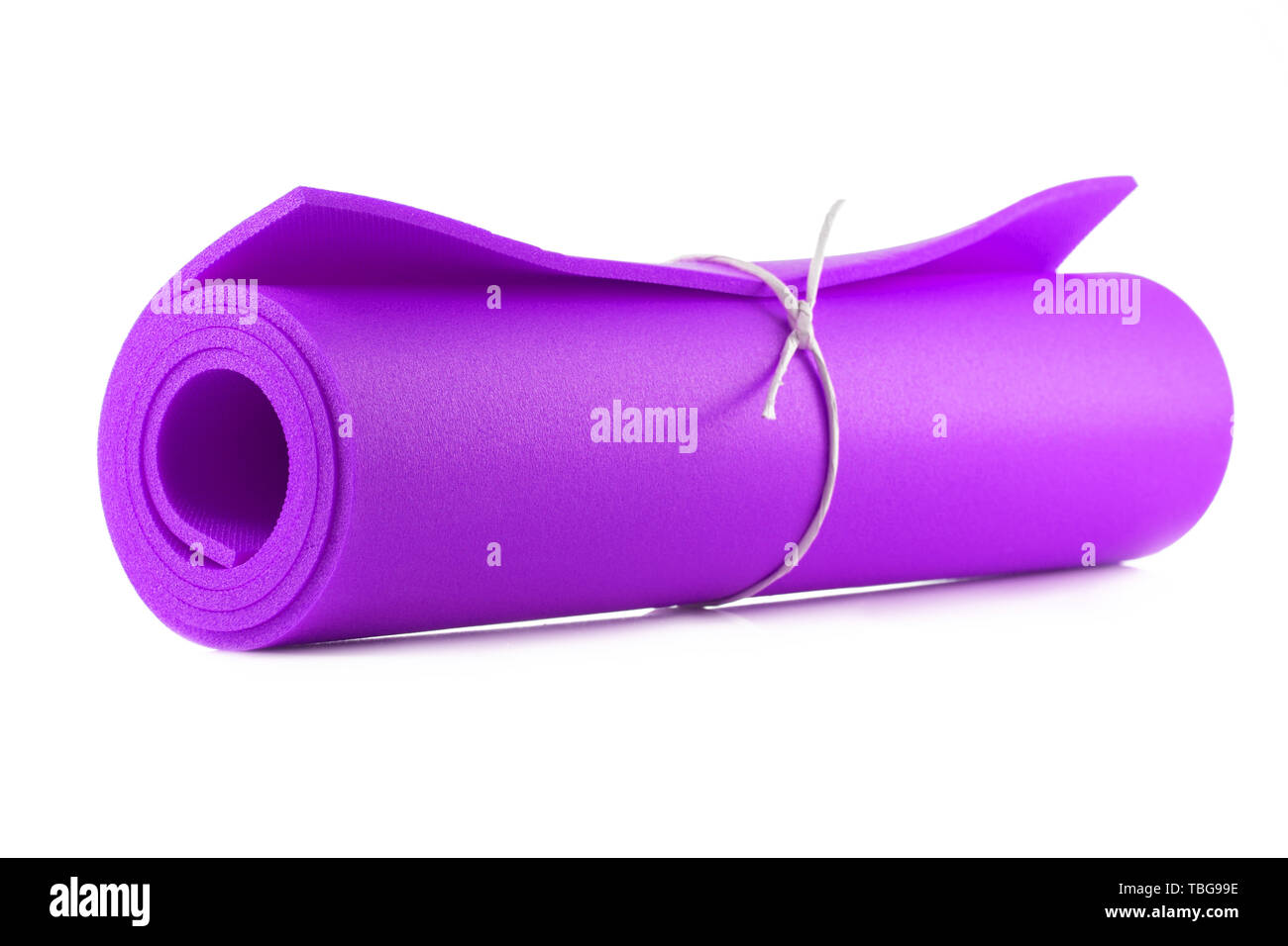 Matte für Fitness, Yoga und Pilates auf weißem Hintergrund Stockfoto