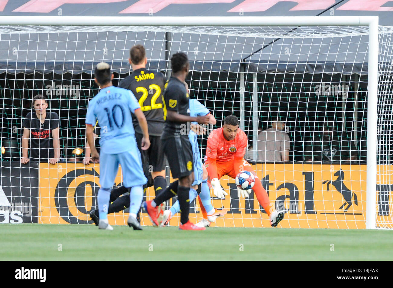 Samstag, Juni 01, 2019: Columbus Crew SC Torwart Zack Steffen (23) Macht in der ersten Hälfte der Partie zwischen New York City FC und Columbus Crew SC an MAPFRE Stadium, in Columbus, OH. Pflichtfeld Foto: Dorn Byg/Cal Sport Media. New York City FC 0 - Columbus Crew SC 1. Stockfoto