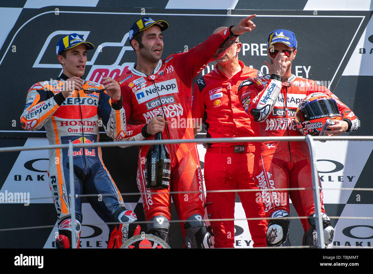 Mugello, Italien. 02 Juni, 2019. Podium motoGP Petrucci, Marquez, Dovizioso Credit: Unabhängige Fotoagentur/Alamy leben Nachrichten Stockfoto