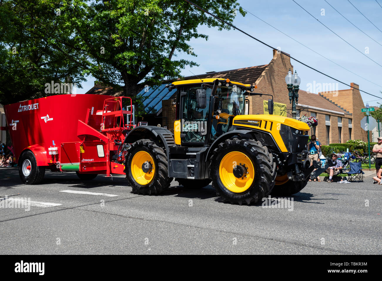 Fastrac Traktor im 2019 Lynden Landwirte Day Parade. Lynden, Washington Stockfoto