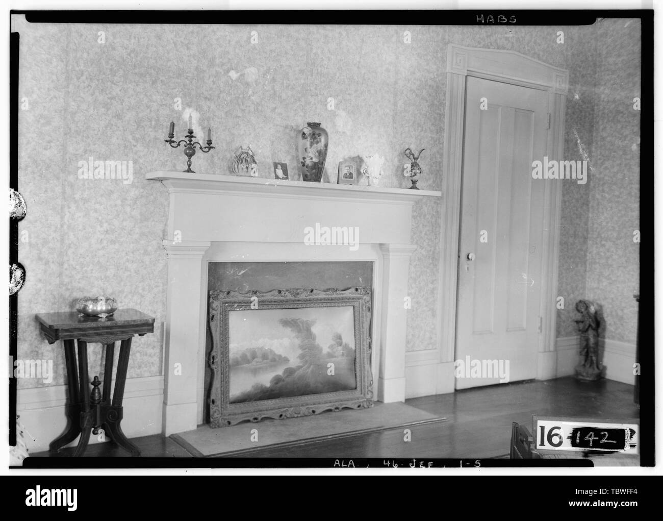 Historischer amerikanischer Gebäude Umfrage Alex Bush, Fotograf, 12. Januar 1935 MANTEL IN N.W. Schlafzimmer im ersten Stock W. G. Allen House, State Highway 28, Jefferson, Marengo County, AL Stockfoto
