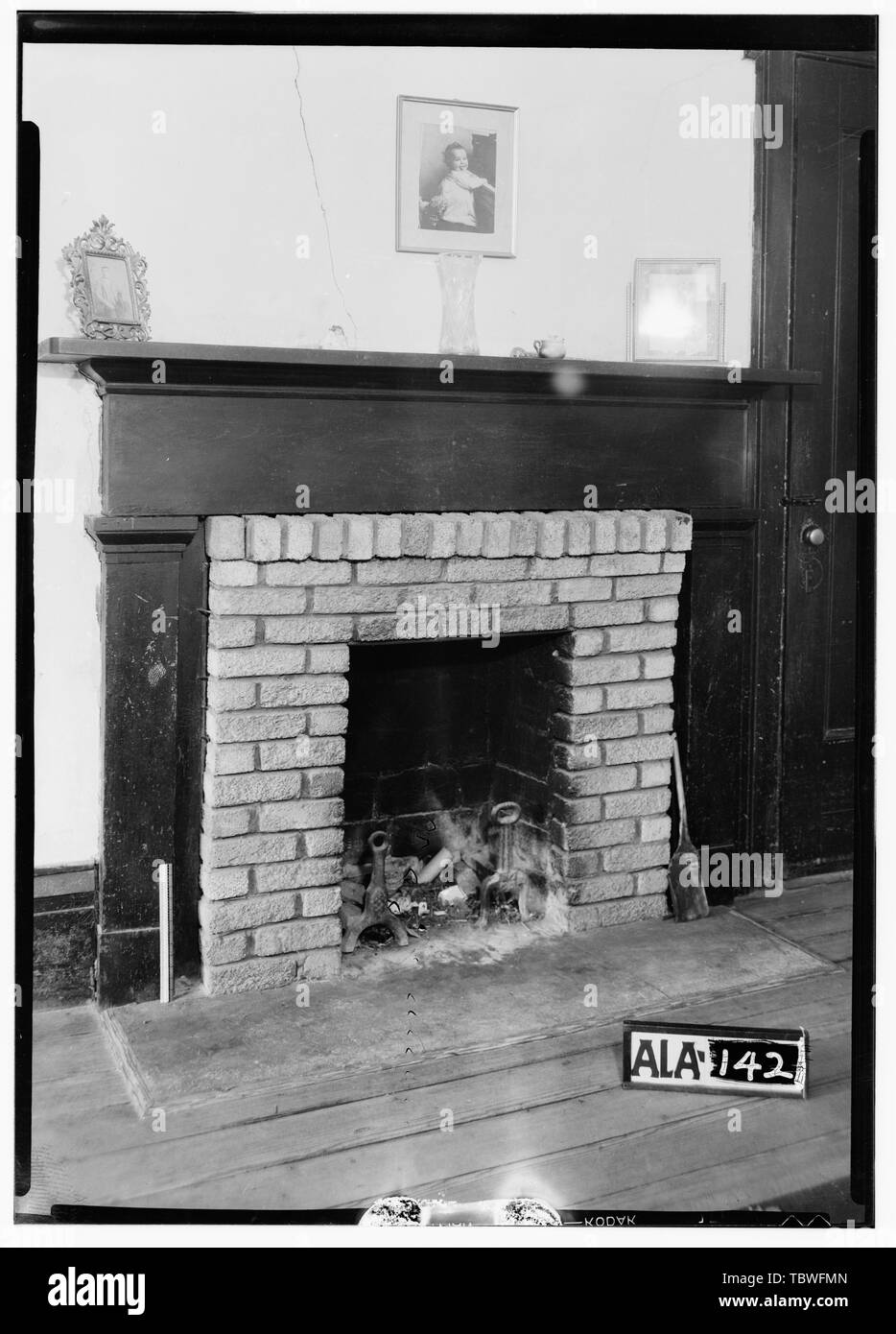 Historischer amerikanischer Gebäude Umfrage Alex Bush, Fotograf, Juni 11, 1935, MANTEL IN S. E. BETT ZIMMER AUF DEM ERSTEN STOCK W. G. Allen House, State Highway 28, Jefferson, Marengo County, AL Stockfoto