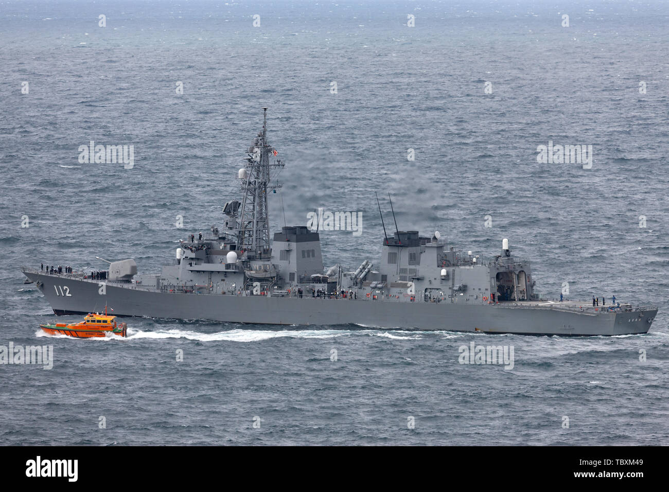 JS Makinami takanami Klasse Zerstörer der Japan Maritime Verteidigung-kraft Abfahrt Sydney Hafen. Stockfoto