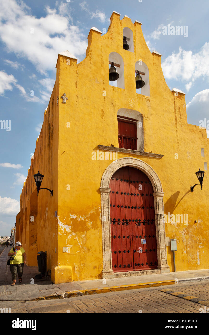Campeche Mexiko; San Francisquito Kirche, hellen gelben Gebäude in der Altstadt von Campeche, Mexiko, Lateinamerika; Reisen Stockfoto