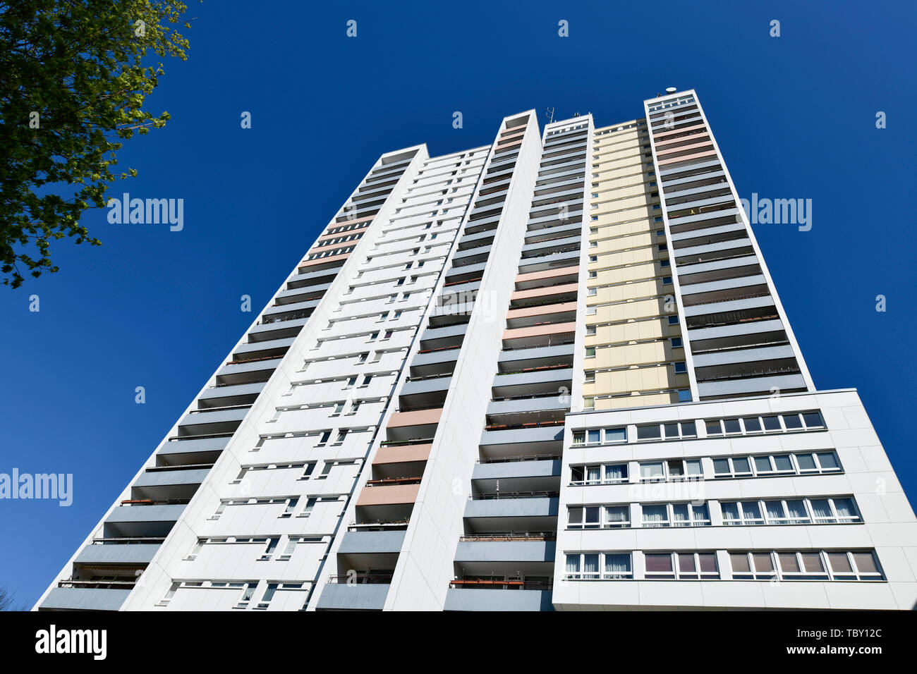Tower Block ideal, Fritz Erler Allee 120, Gropiusstadt, Neukölln, Berlin, Deutschland, Wohnhochhaus Ideal, Fritz-Erler-Allee 120, Deutschland Stockfoto