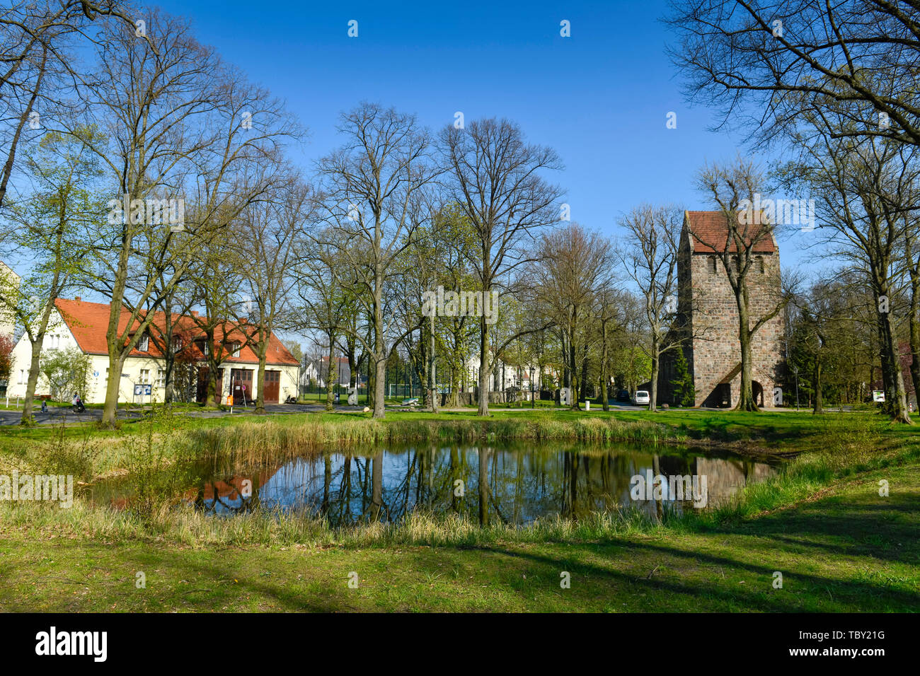 Dorfkirche alt tempelhof Stockfotos und bilder Kaufen Alamy