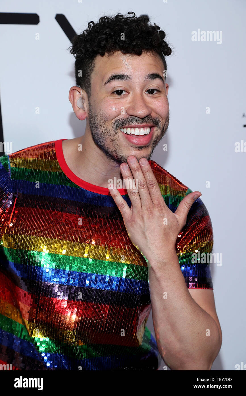 New York, USA. 3. Juni, 2019. Dickie Herzen an der Geschichten des Armistead Maupin" der Stadt New York City Premiere auf Metrograph. Quelle: Steve Mack/Alamy leben Nachrichten Stockfoto