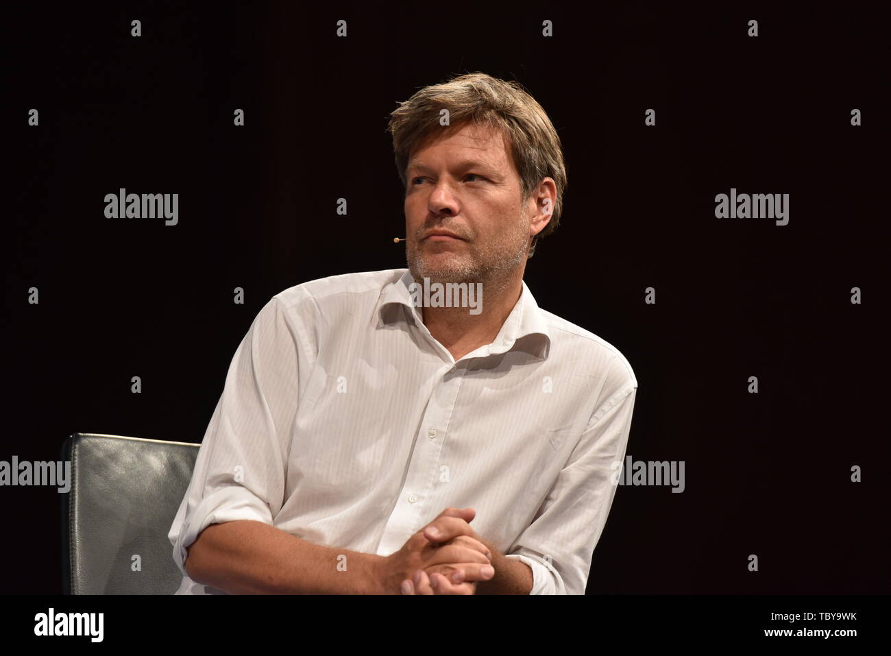 Köln, Deutschland. 03 Juni, 2019. Der Autor und Grüne Politiker Robert Habeck liest und diskutiert Am 7. phil. Köln, die größte deutsche Philosophie Festival. Credit: Horst Galuschka/dpa/Horst Galuschka dpa/Alamy leben Nachrichten Stockfoto