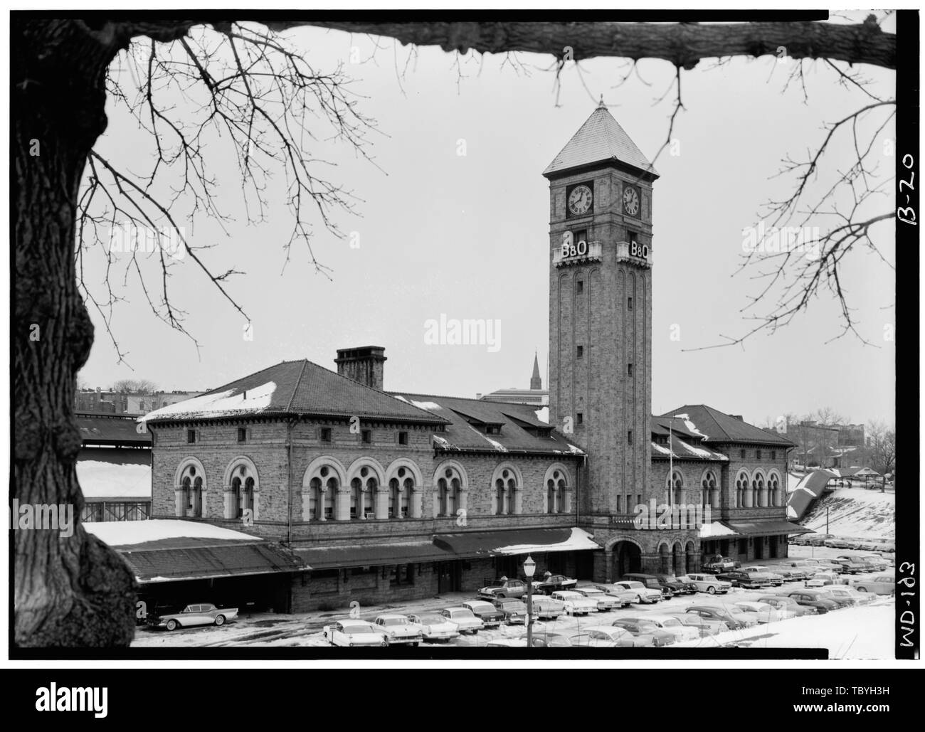 März 1960 OSTEN (vorderen) Seite B und O Railroad, Mount Royal Station, Cathedral Street am Mount Royal Avenue, Baltimore, unabhängige Stadt, MD Baldwin, E Francis Pennington, Josias Boucher, Jack E., Fotograf Riley, C.R., Historiker Stockfoto