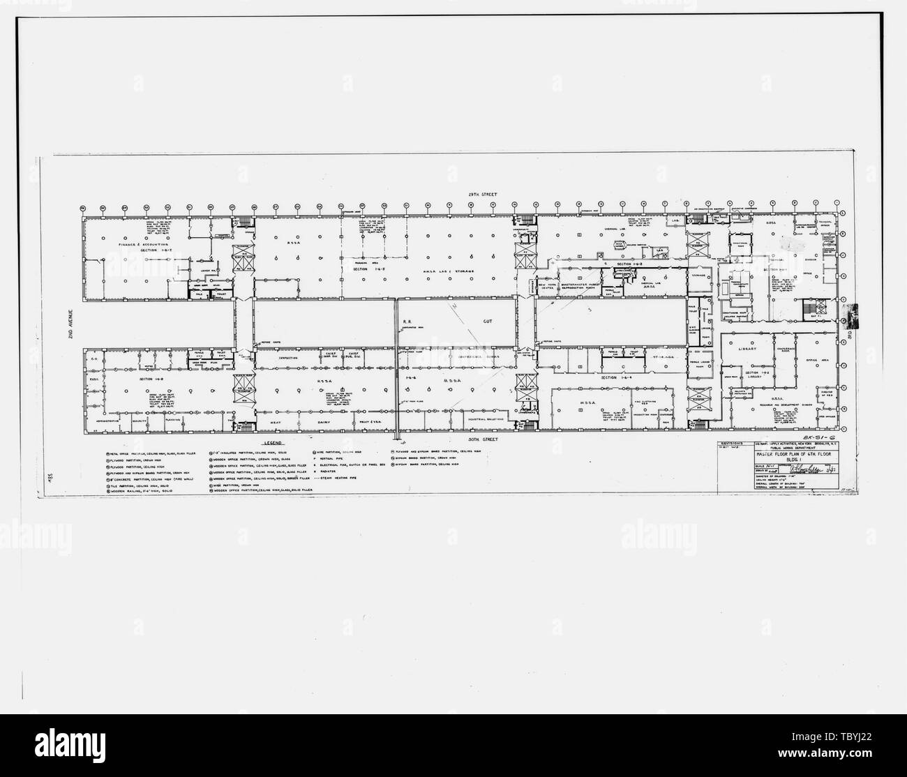 Master Plan der 6. Etage, Gebäude 1, U.S. Naval supply Aktivitäten, New York, Brooklyn, New York, öffentliche Arbeiten Abteilung, 2. März 1953. Zeichnung BKS 16. Maßstab 116 = 1. Flotte der US-Marine Supply Base, Lagerhaus Nr. 1, 830 Third Avenue, Brooklyn, Kings County, NY Stockfoto