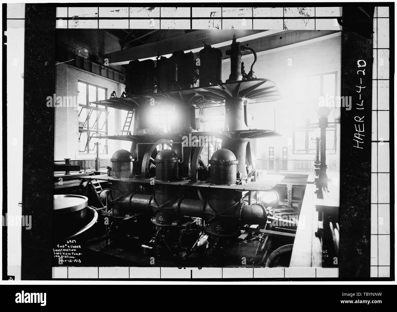 Nr. 4 Motor. Zylinder und Empfänger installiert. Lakeview Pumpstation, Clarendon und Montrose Avenue, Chicago, Cook County, IL Stockfoto