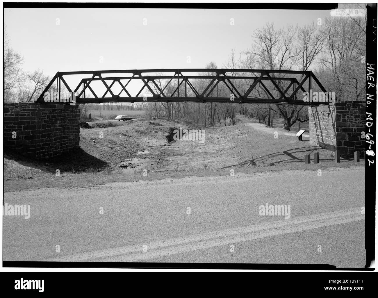 Norden ELEVATION. Chesapeake und Ohio Canal, White's Ferry Iron Bridge, Meile 35.49 von C und O Kanal Nationalpark, Martinsburg, Montgomery County, MD Hutton Chesapeake und Ohio Canal Company Stockfoto