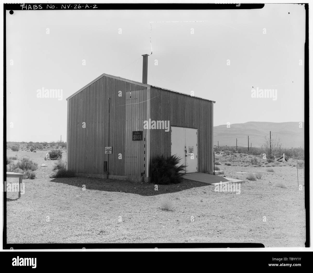 Im Norden und Westen Höhe, Richtung Südosten (Hinweis BW-Skala auf North Erhöhung in Schritten von 12 ft) Nevada Test Site, Reaktor Wartung und Demontage Komplex, Junior heissen Zelle, Jackass Wohnungen, Area 25, südlich der Kreuzung der Straßen F und G, Quecksilber, Nye County, NV Stockfoto