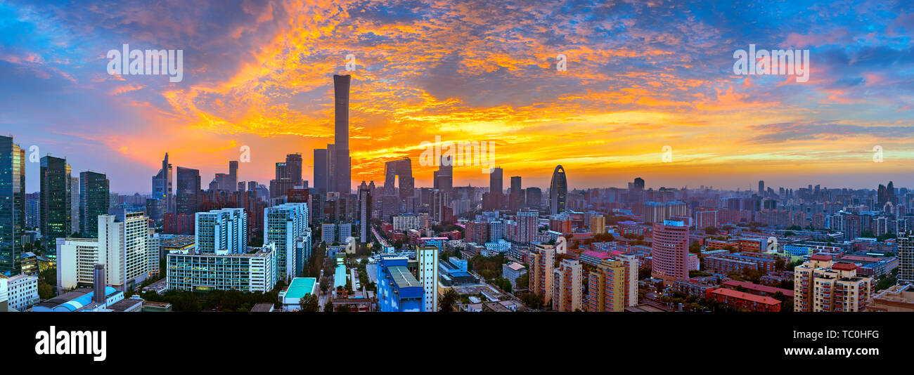 Stadt Nacht Landschaft Sonnenuntergang Landschaft fotografie Stadt Sunset City fire Cloud City Traffic Flow Herbst dam Stockfoto