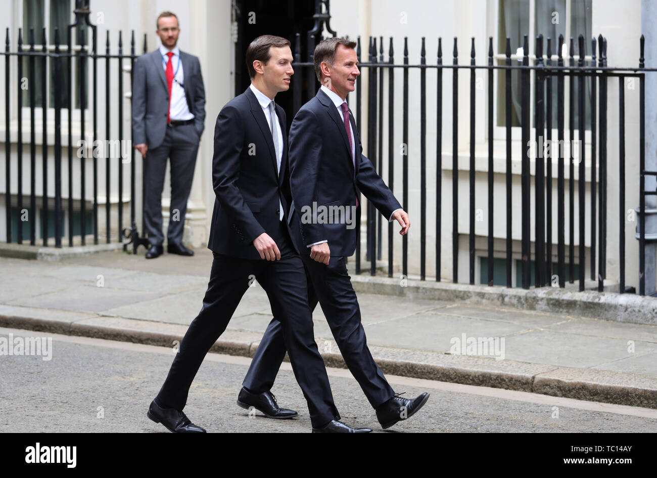 Außenminister Jeremy Hunt kommt in Downing Street, London, im Vorfeld des Treffens zwischen Ministerpräsident Theresa May und US-Präsident Trump, am zweiten Tag seines Staatsbesuchs in Großbritannien. Stockfoto