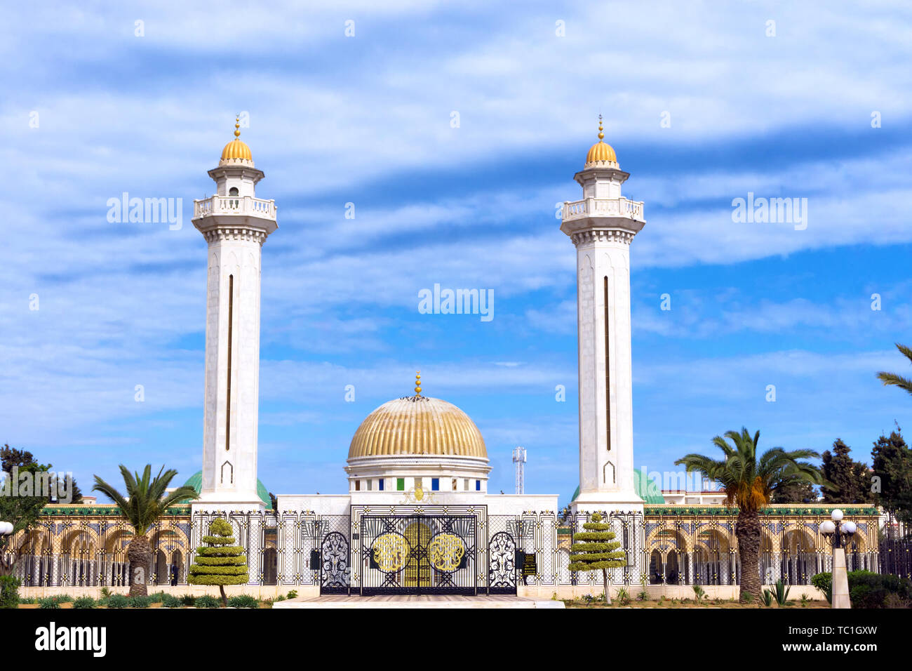 Fassade des Habib Bourguiba Mausoleum in Monastir, Tunesien Stockfoto