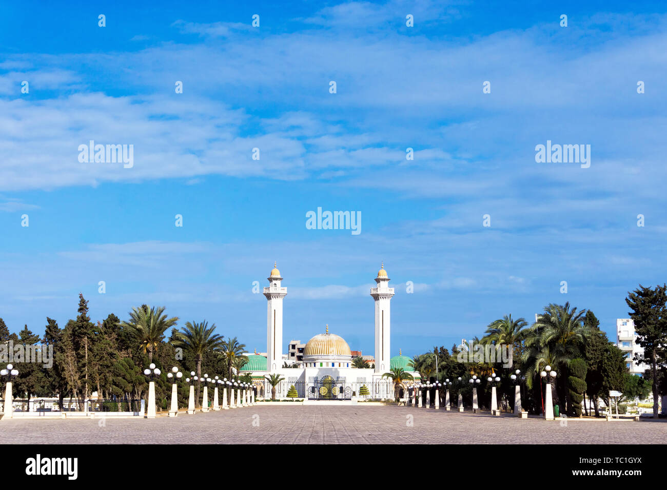 Wunderschöne Aussicht auf das Mausoleum von Habib Bourgiba in Monastir, Tunesien Stockfoto