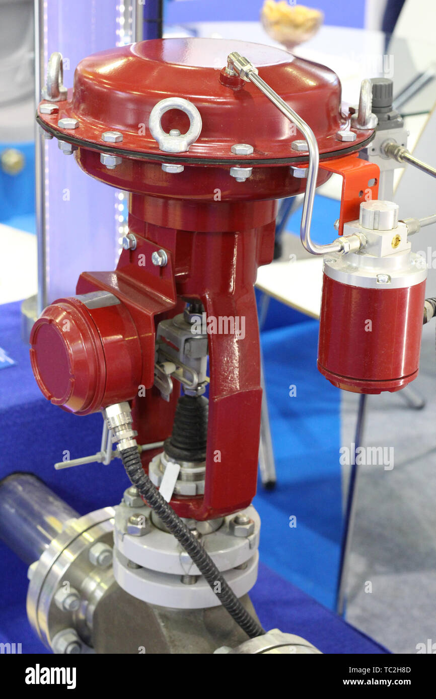 Ein spezielles Ventil Designs für die automatische Steuerung von flüssigen und gasförmigen fließt von Erdöl, Erdölprodukte, chemische Produkte, Gas, Dampf, Wasser und anderen Med Stockfoto