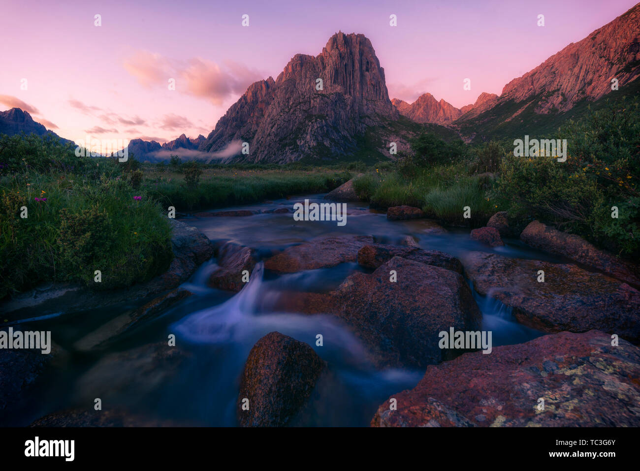 Lager am Ende der Fee See. Stockfoto