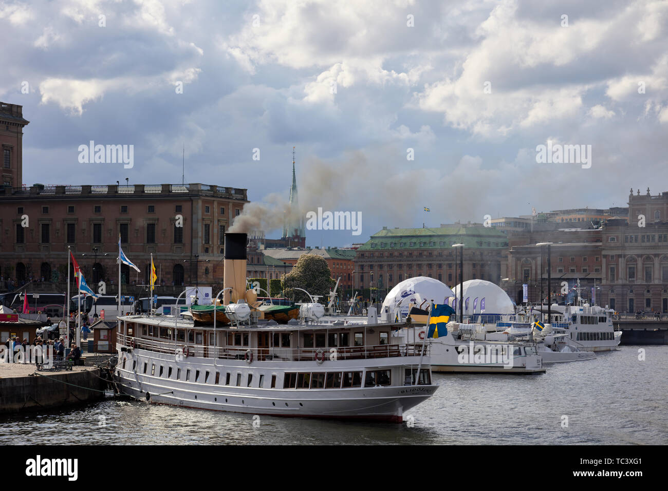 Kohle befeuerten Dampfschiff Blidösund bereitet sich für eine Kreuzfahrt in Stockholm, Schweden Stockfoto